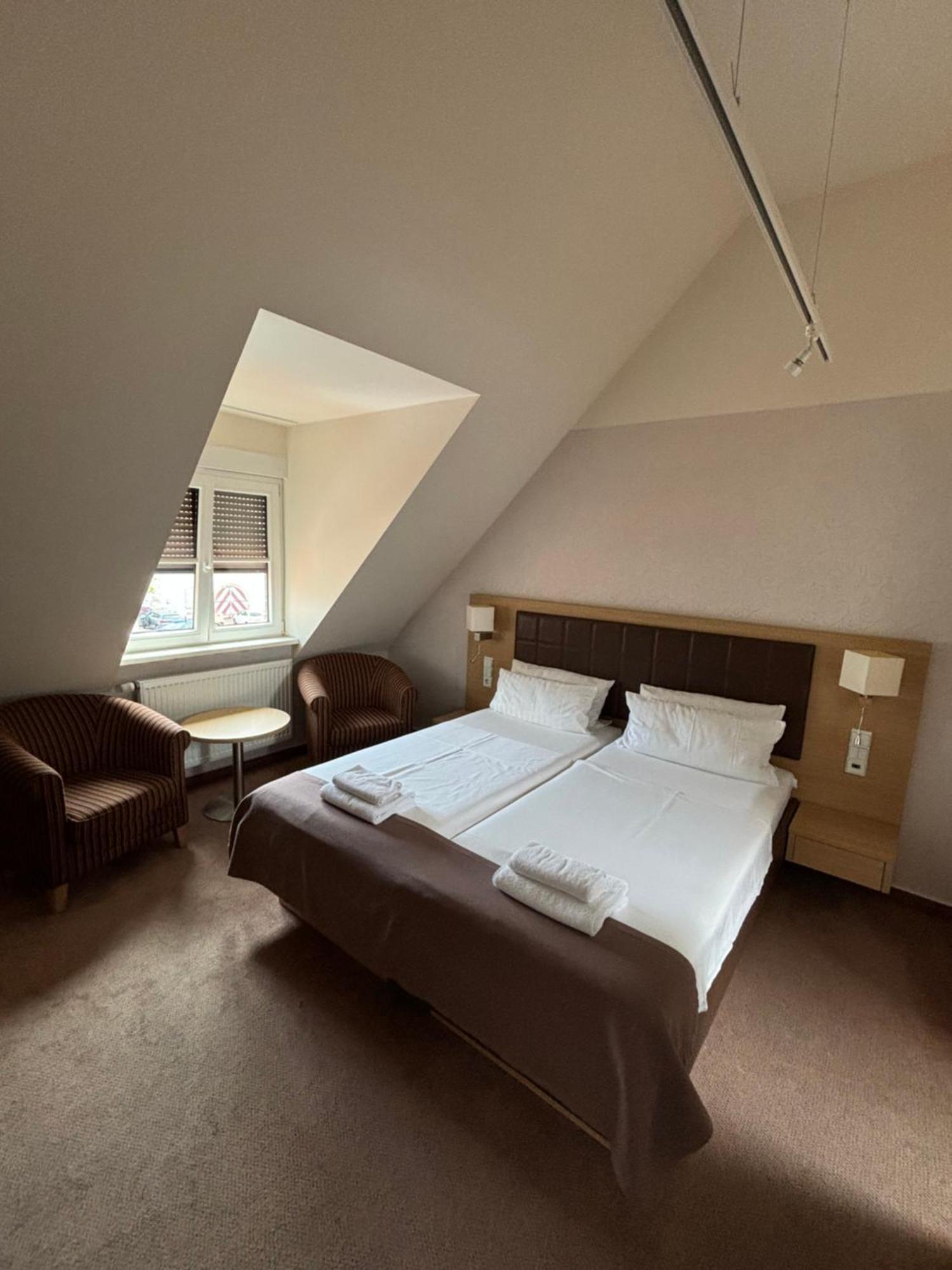 Hotel Ortel Gmbh Besigheim Exterior photo